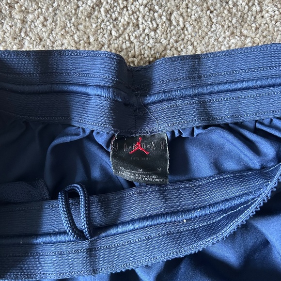 Jordan UNC Tar Heels Mens M Blue Athletic Shorts - Picture 8 of 8